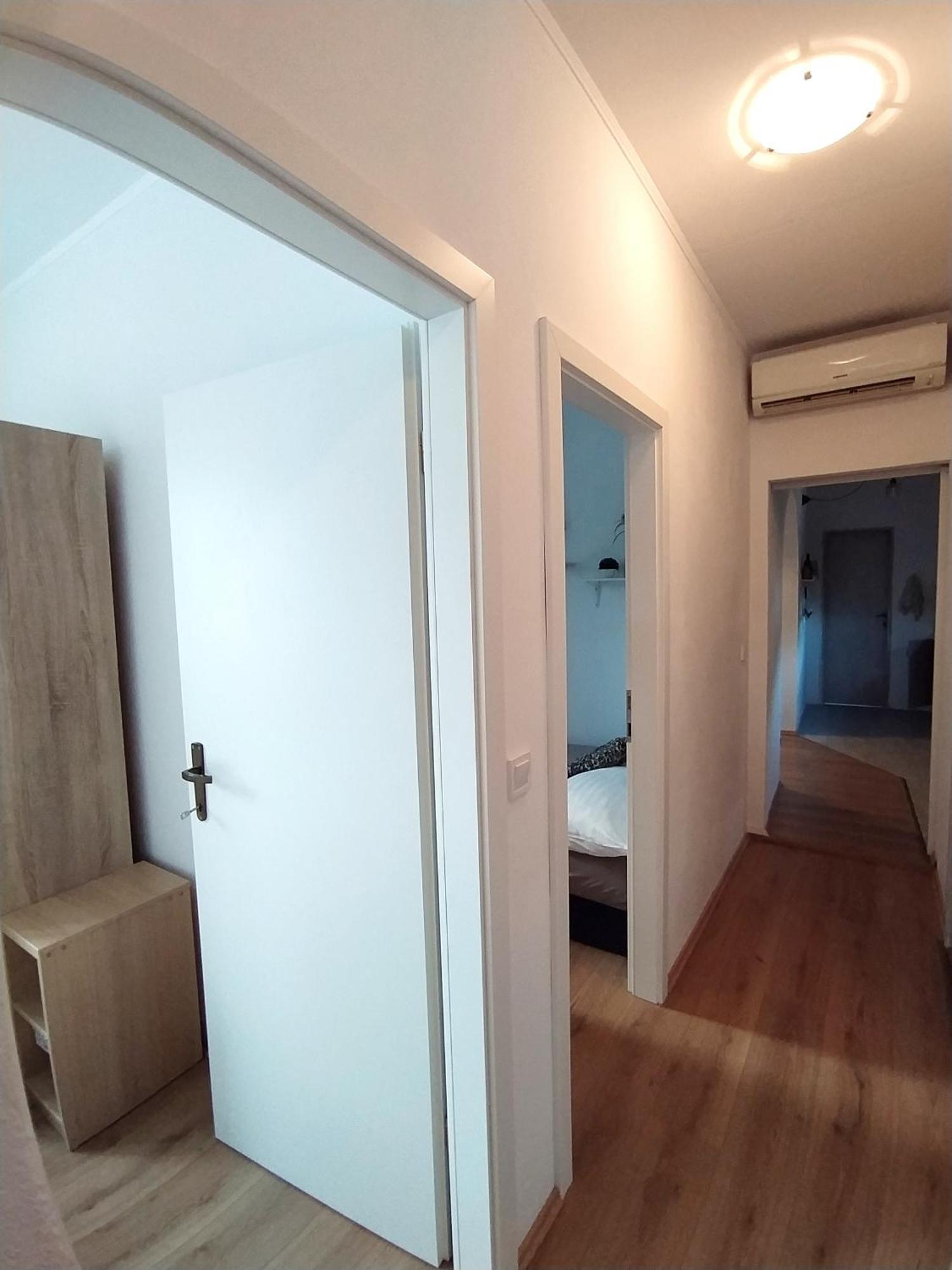 Modern Apartment With 3 Bedrooms Makarska Exterior photo